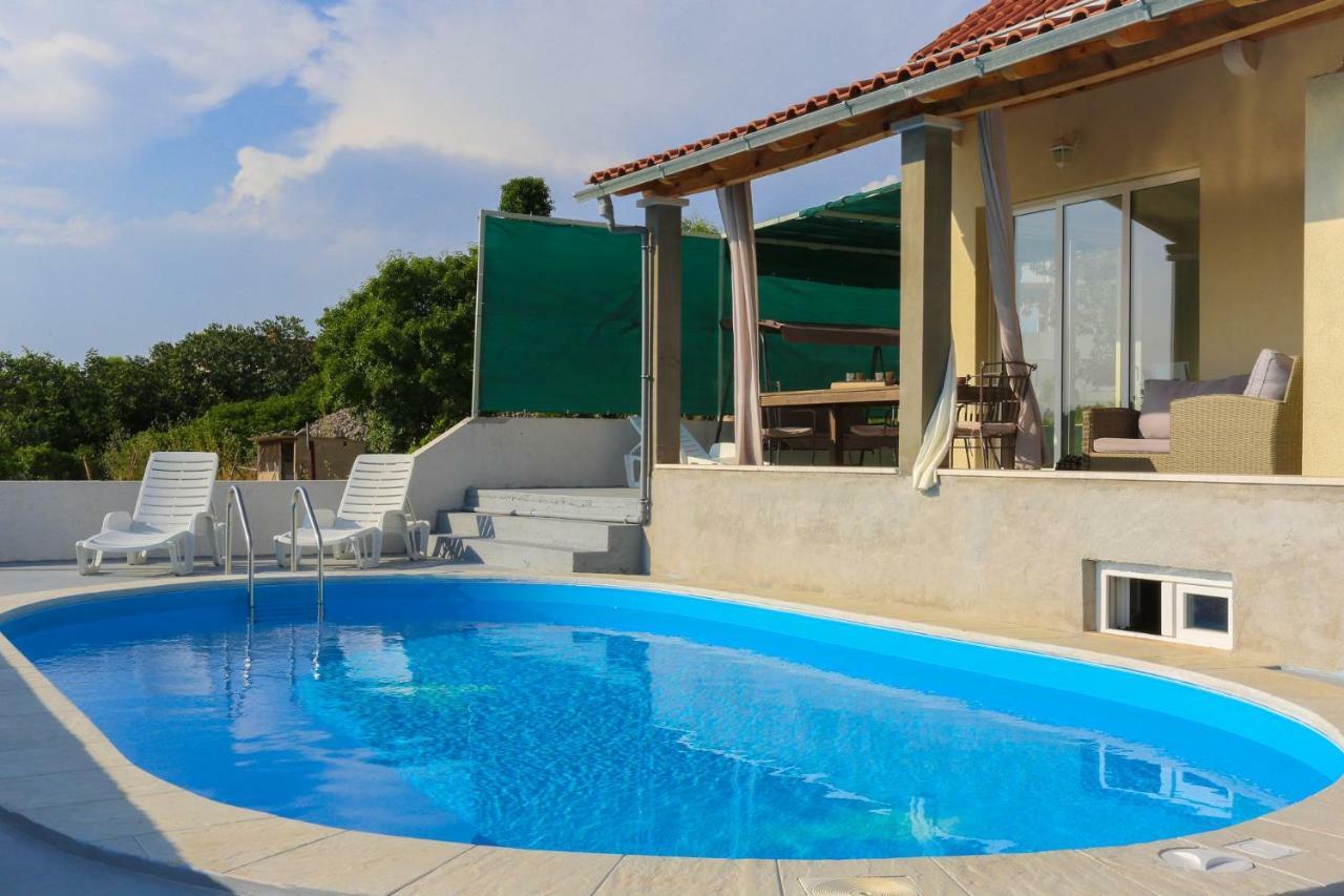 Villa Baras Garden - House With Pool Mirce Exterior foto